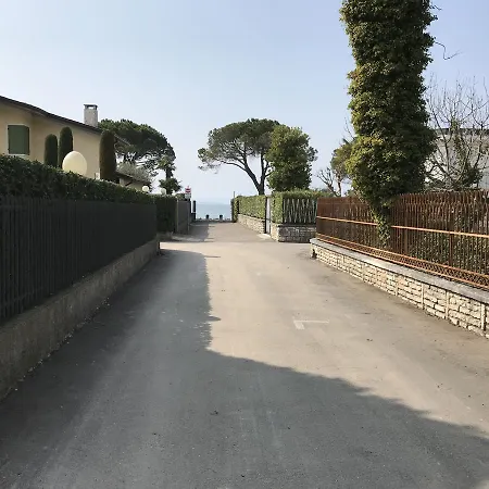 Promenade Pirandello דירה